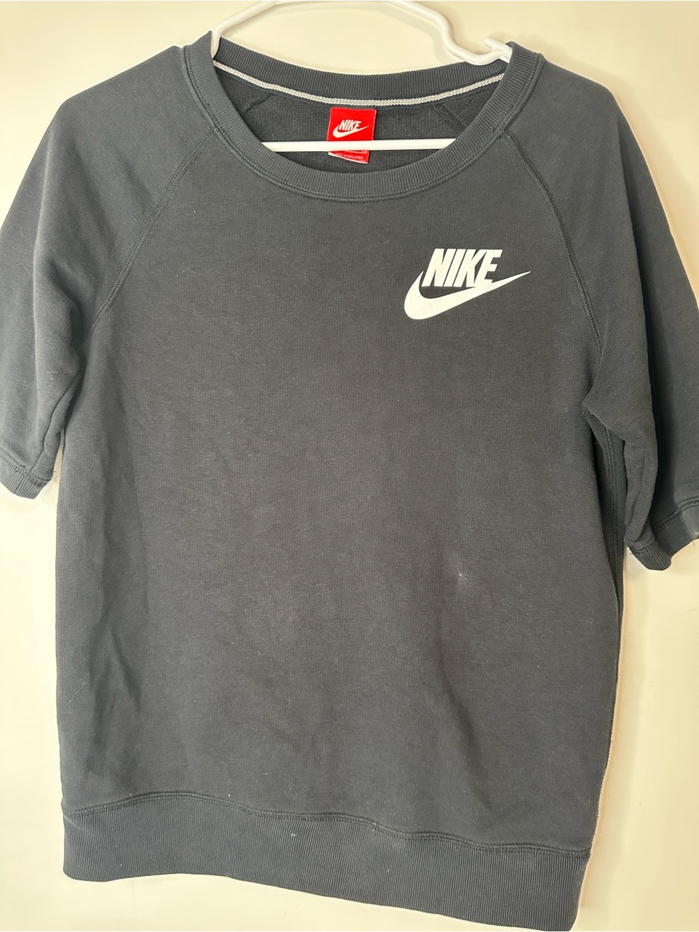 Vintage 1990s/Y2K Red tag Nike Crew Short sleeve Sweatshirt in Black